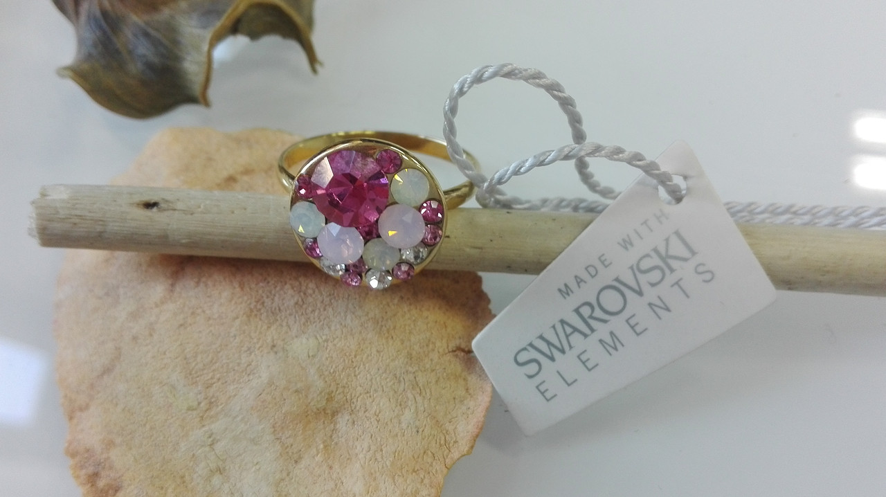 Кольцо с кристаллами Swarovski