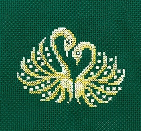 Набор для вышивания крестом «Золотые украшения. Лебеди» - фото 1 - id-p94850611
