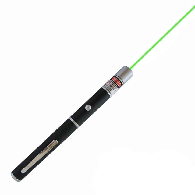 Лазерная указка Green Laser Pointer с 1 активной насадкой L04-1 - фото 5 - id-p94967182