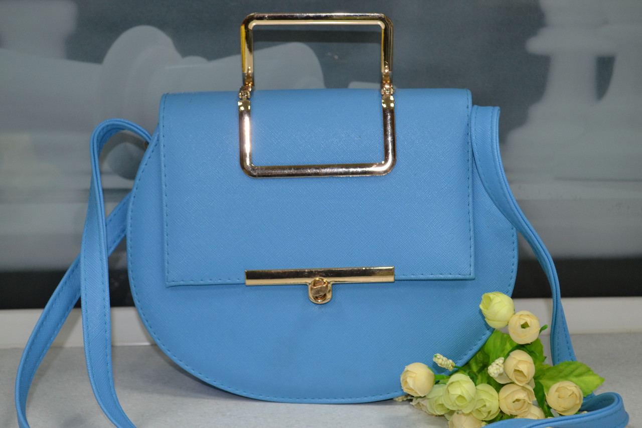 Купить голубую сумку женскую. Маленькая голубая сумочка. Сумка голубая женская. Синие дамские сумочки. Сумка маленькая голубая.