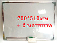Магнитная доска для рисования с полочкой и 2 магнитами 700*510мм