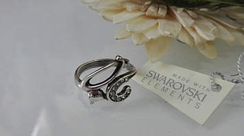 Кольцо в  серебре,  с  кристаллами Swarovski