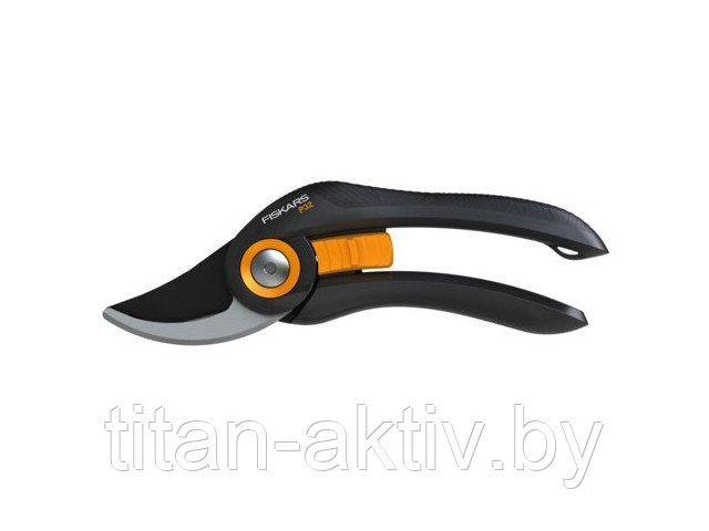 Секатор плоскостной FISKARS Solid