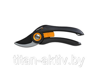 Секатор плоскостной FISKARS Solid