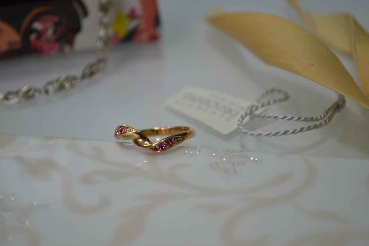 Кольцо узкое ,с кристаллами Swarovski