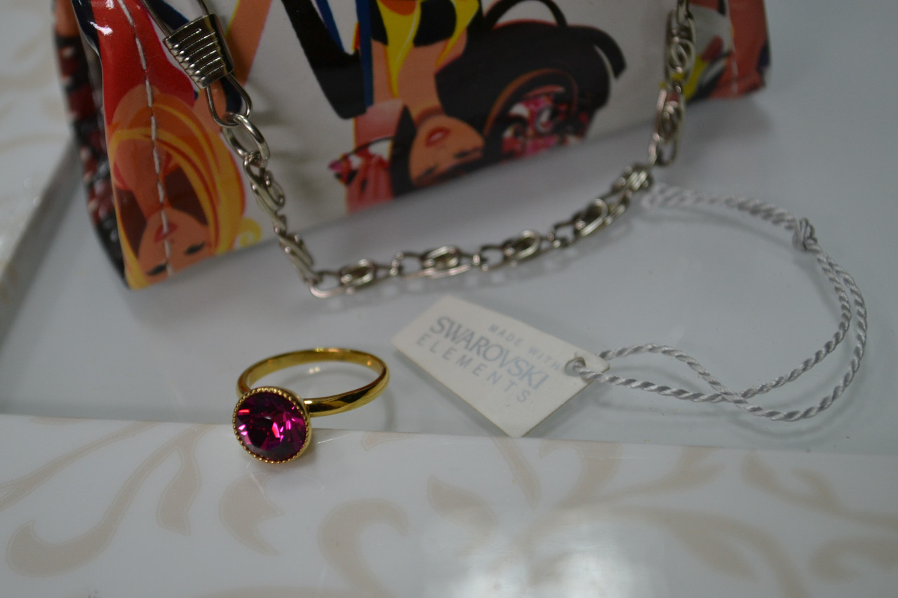 Кольцо с кристаллами Swarovski