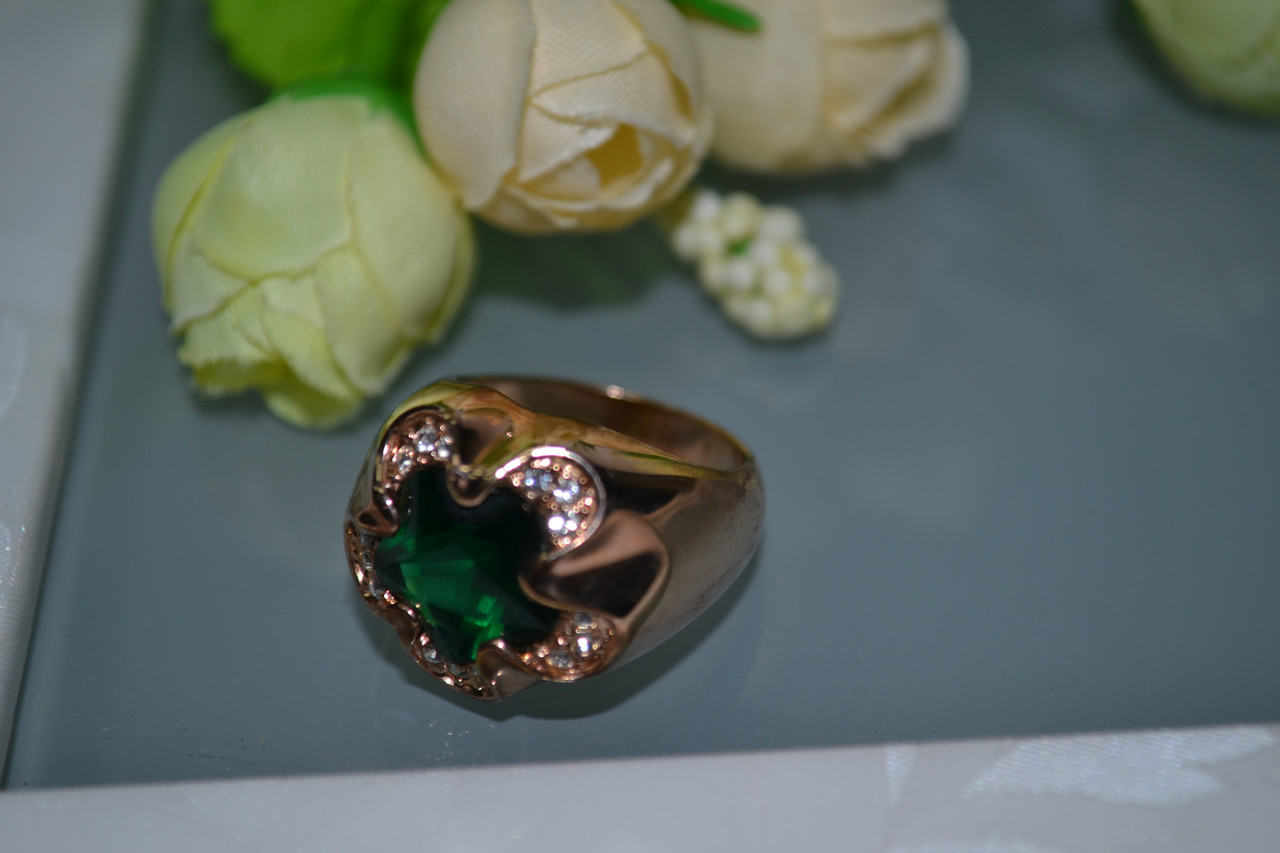 Кольцо с зеленым камнем - фото 1 - id-p95747119