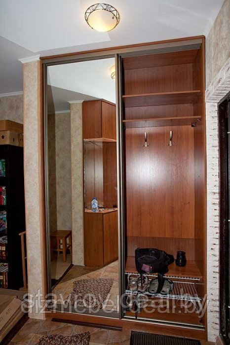 Хозяйственный шкаф в коридор - фото 3 - id-p4785011