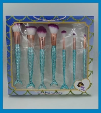 Набор кистей для макияжа Рыбки из 7 штук Classy Pink Boutique - фото 2 - id-p93844979