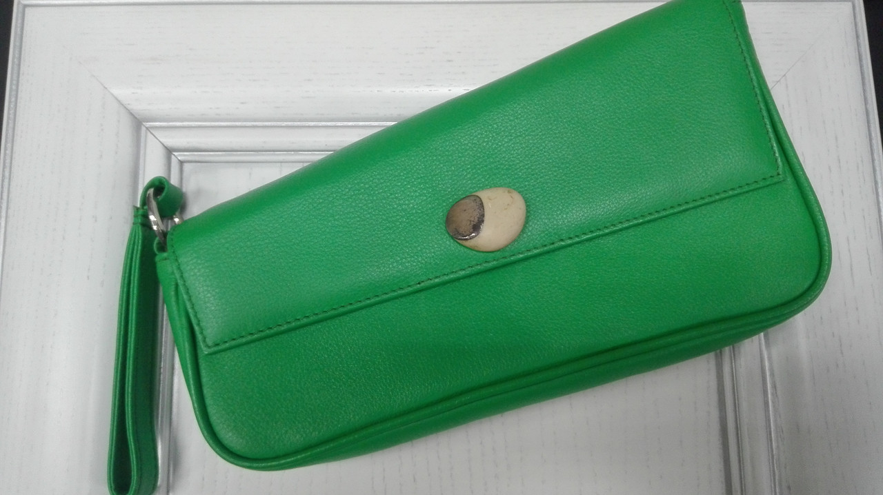 Зеленая сумочка клатч - фото 1 - id-p96053088