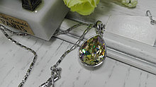 Красивая подвеска с кристаллами Swarovski