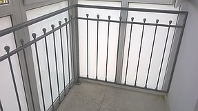 Кованое балконное граждение 34