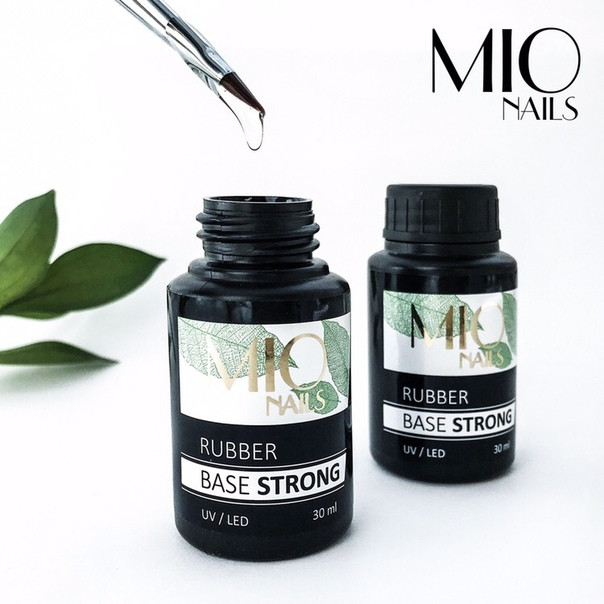 База Rubber base STRONG MIO Nails, 30 мл