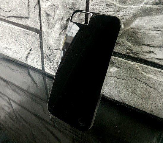 Чехол для iPhone 5/5s накладка "Classic Black", пластик