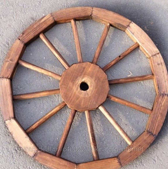 Колесо деревянное