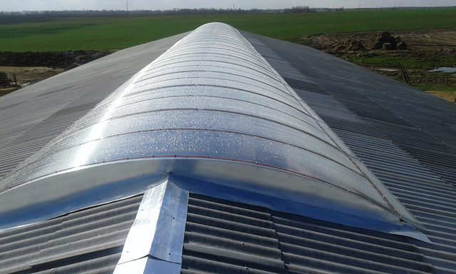 Свето-вентиляционный конек купить в интернет магазине в Минске