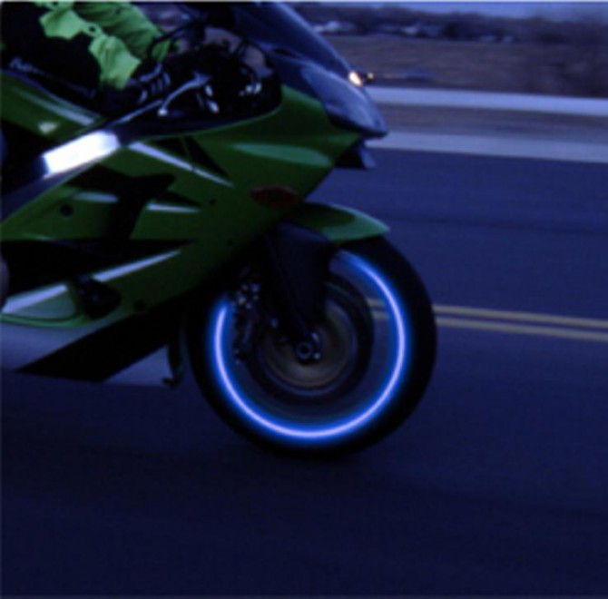 Светодиодная подсветка для колеса (цвета в ассортименте) - 2 шт. - фото 3 - id-p30639041