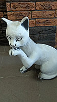 Скульптура "Кот сидящий"