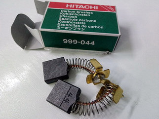 999-044 Угольные щетки HITACHI (7x17x17)