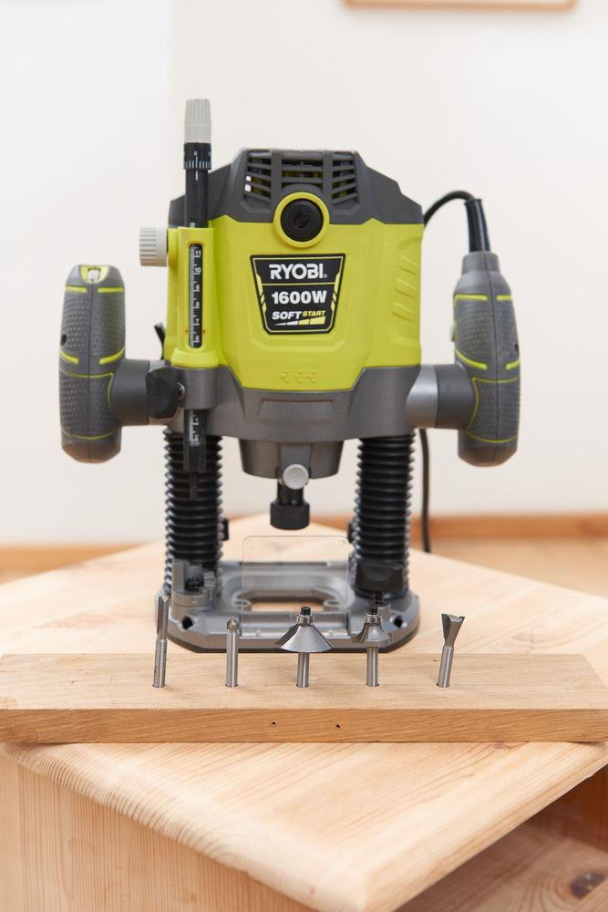 Фрезер RYOBI RRT1600-K - фото 3 - id-p98157328