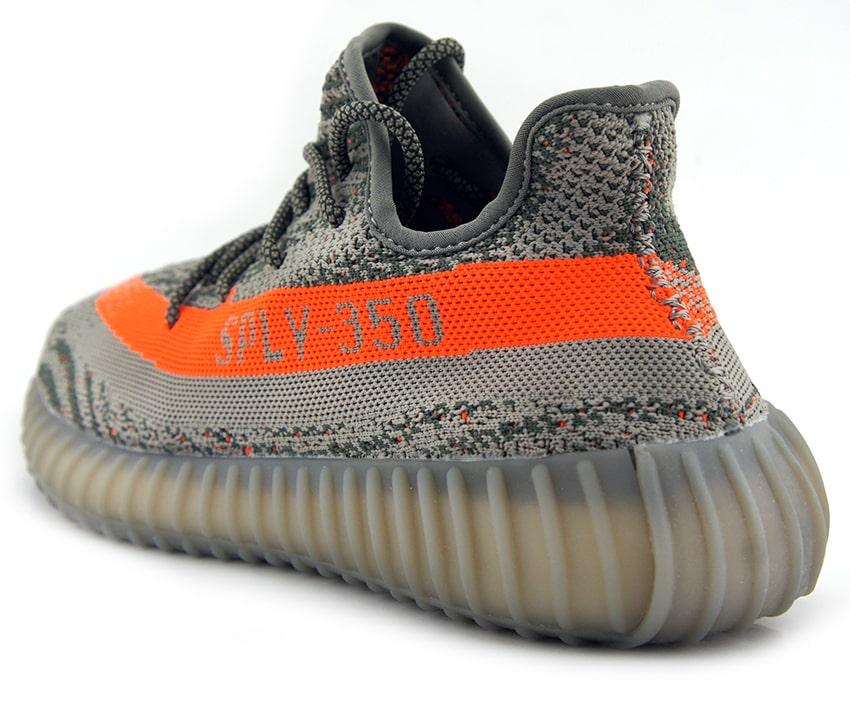 Кроссовки Yeezy Boost 350 V2 - фото 3 - id-p98207770