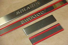 Накладки Ладья на внутренние пороги (надпись) для Hyundai Solaris 2014-2016. Артикул 014.17.117