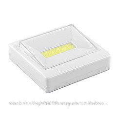 Светодиодный светильник-кнопка 1LED 3W (3*AAA в комплект не входят) : 85*85мм, белый, FN1206