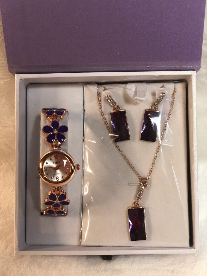 Подарочный набор (часы+ бижутерия) цвет фиолетовый - фото 4 - id-p98089276