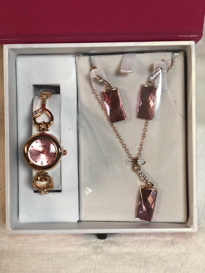 Подарочный набор (часы+ бижутерия) цвет розовый - фото 4 - id-p98628216