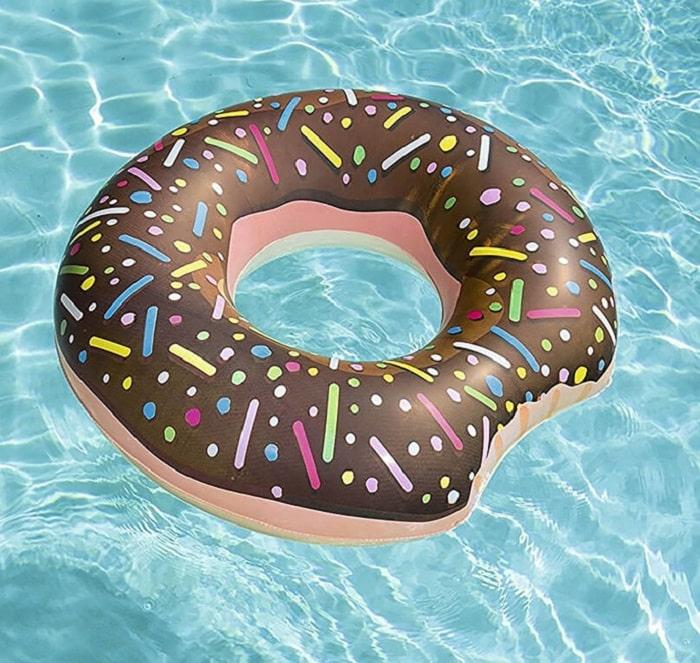 Круг надувной «Пончик» шоколадный (107 см) - фото 2 - id-p98729407