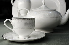 Чайный сервиз на 6 пресон Жизель , Royal Bone China