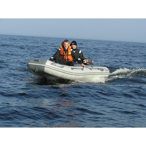 Надувная лодка Кайман N-330 NDND (надувное дно низкого давления)