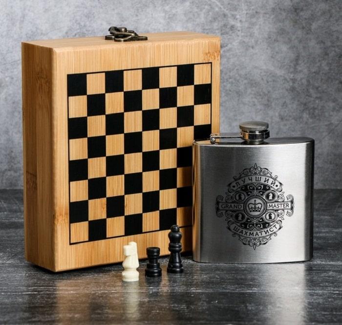 Уценка! Подарочный набор с фляжкой и шахматами «Grand Master» - фото 1 - id-p98855198