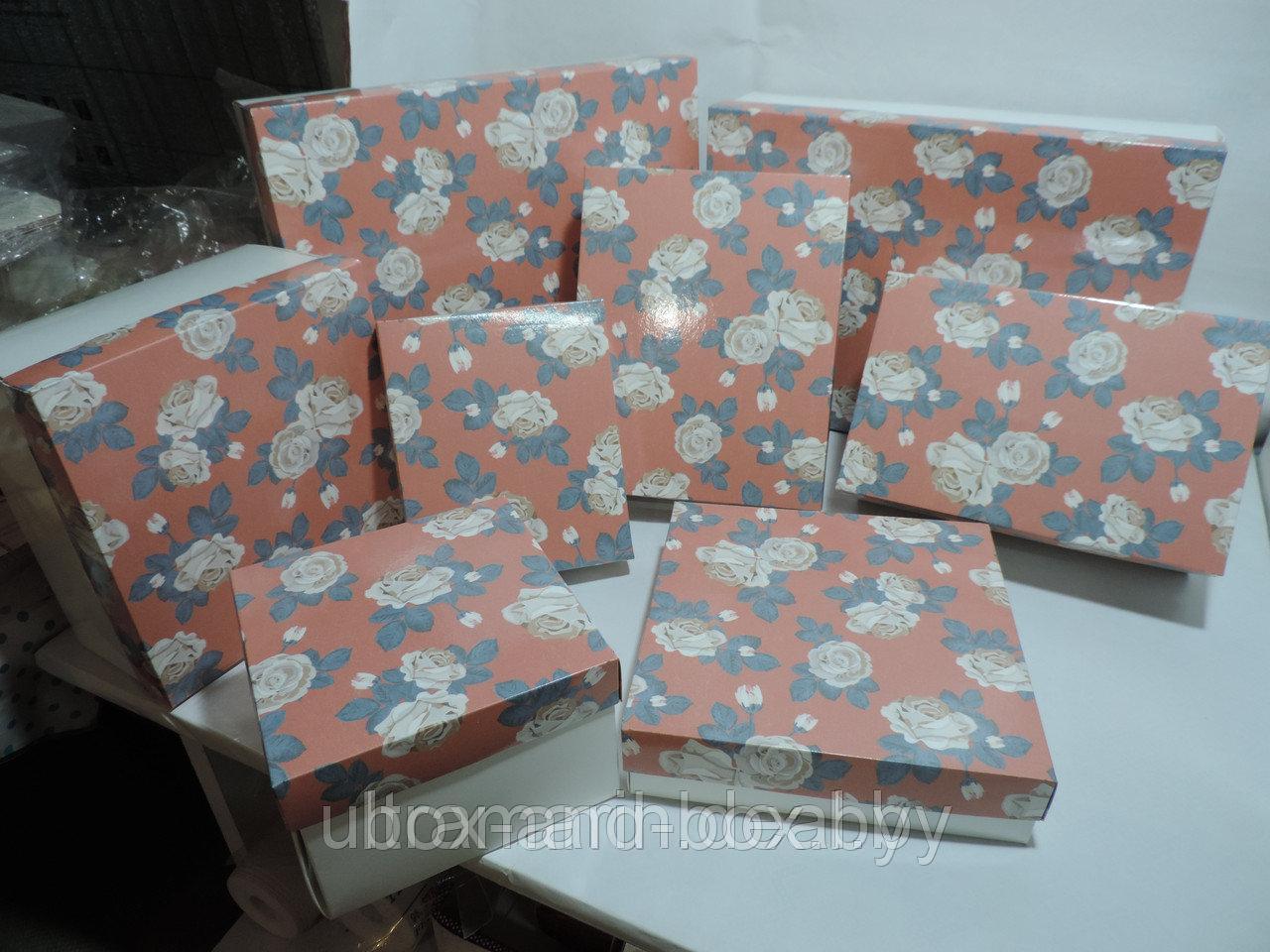 Коробка подарочная (размер 13*13*8 см) Полевые цветы - фото 1 - id-p99047281