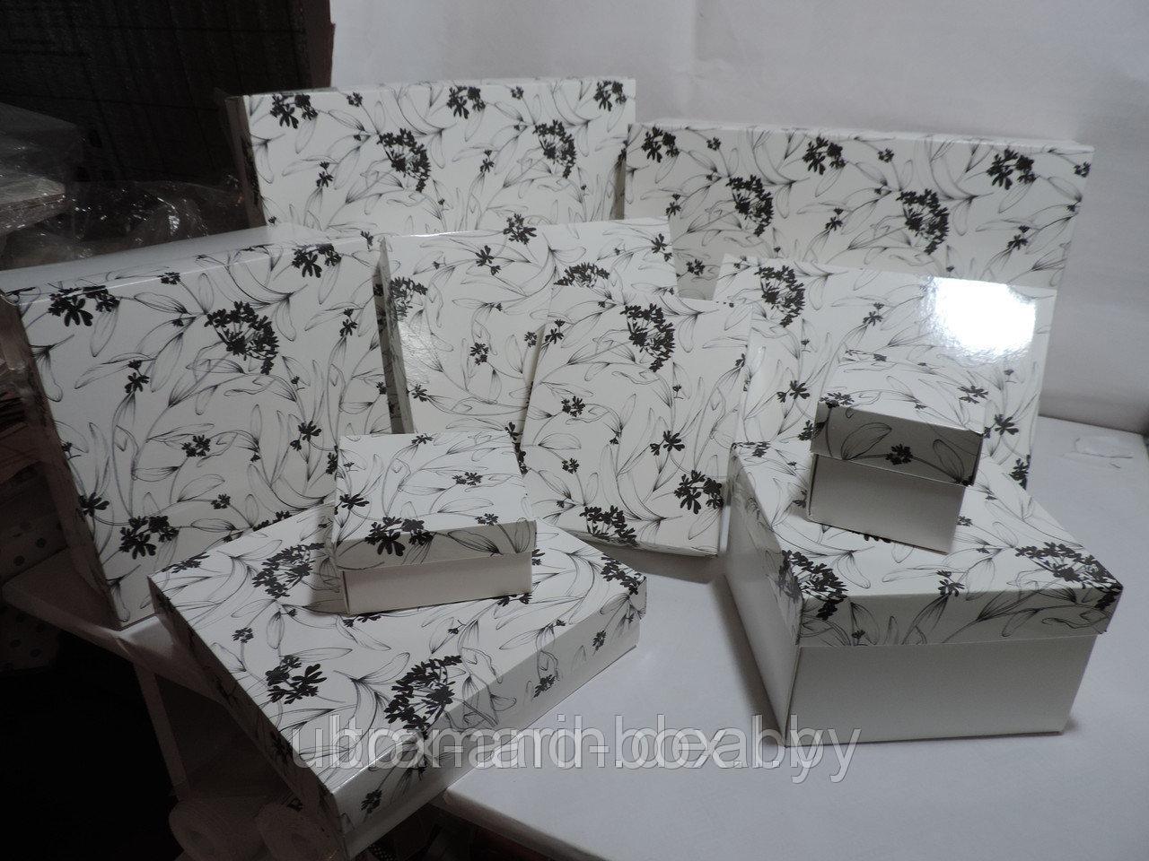 Коробка подарочная (размер 13*13*8 см) Черно-белые цветы - фото 1 - id-p99047282