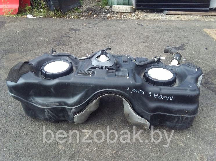 ТОПЛИВНЫЙ БАК БЕНЗОБАК MAZDA CX-3 2.0