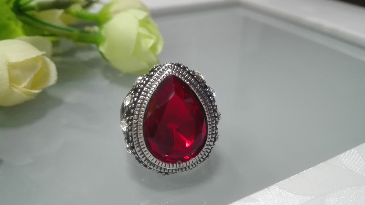 Красивый перстень с красным камнем - фото 2 - id-p95748313
