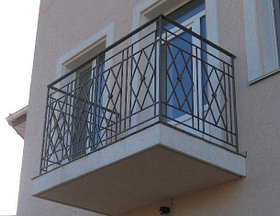 Кованые перила для балкона для дома.