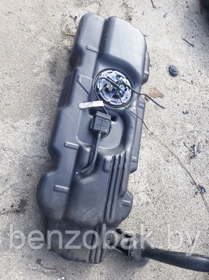 ТОПЛИВНЫЙ БАК БЕНЗОБАК MERCEDES VITO W447
