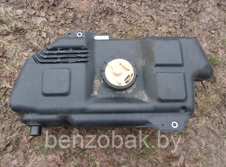 ТОПЛИВНЫЙ БАК БЕНЗОБАК MR978279 MITSUBISHI COLT VII 1.3 2010
