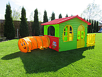 Детский игровой домик Mochtoys с забором и туннелем