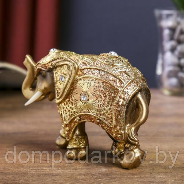 Сувенир полистоун "Индийский слон в королевской попоне" золото 8,5х12,5х5 см - фото 3 - id-p99610992