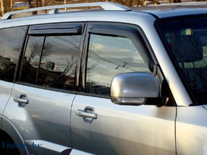 Дефлекторы боковых окон Mitsubishi Pajero IV с 2007