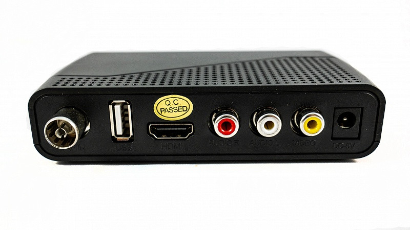 Цифровой телевизионный ресивер SELENGA (2236) Т42D DVB-T2/C/WiFi/MEGOGO/IPTV/Dolby Digital - фото 4 - id-p99835209