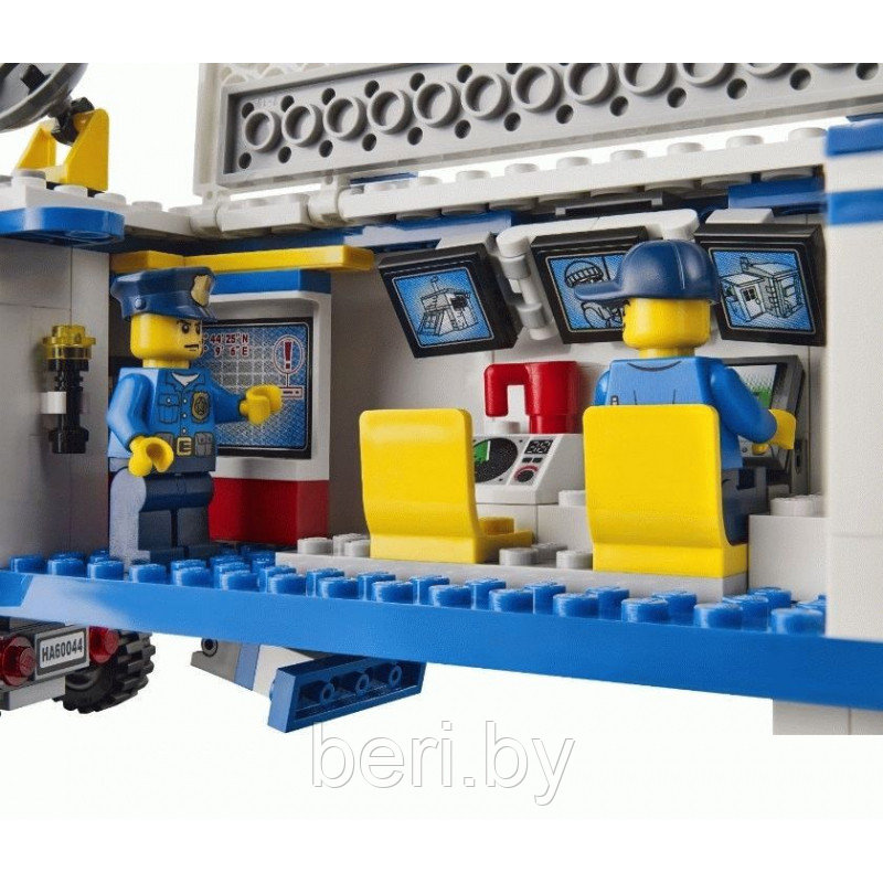Конструктор Bela Urban "Мобильный отряд", 10420 деталей, аналог Lego City 60044 - фото 5 - id-p100128397