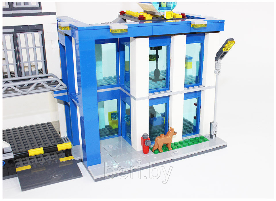 10424 Конструктор Bela Urban "Большой полицейский участок" 890 деталей, аналог Lego City 60047 - фото 5 - id-p100128643