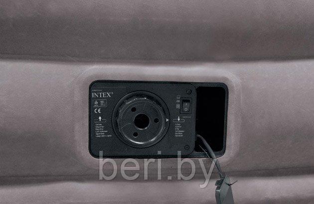 INTEX 67768 Надувной матрас Comfort-Plush 191*137*33 встроенный электрический насос интекс - фото 3 - id-p100441320