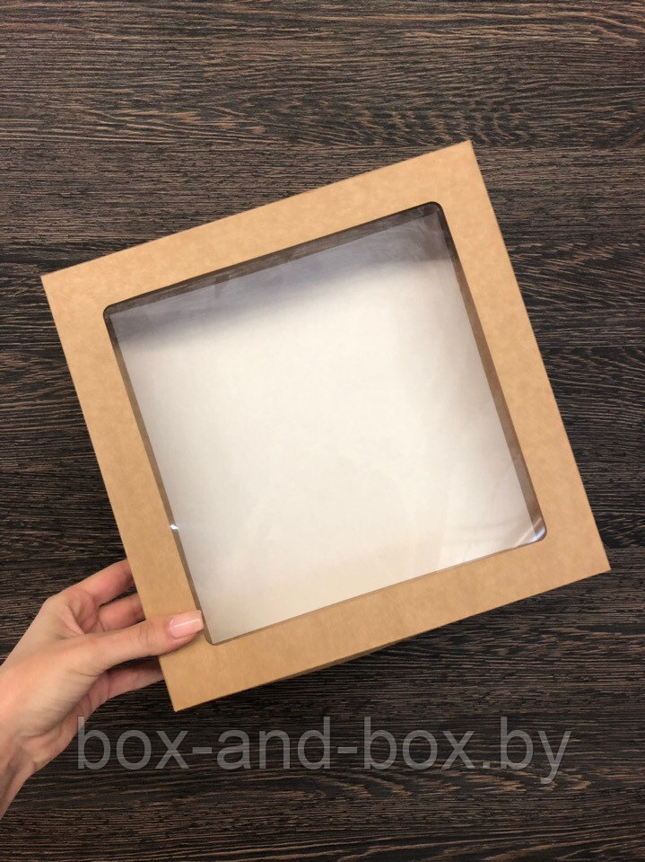 Подарочная коробка с окошком (размер 25*25*5 см)