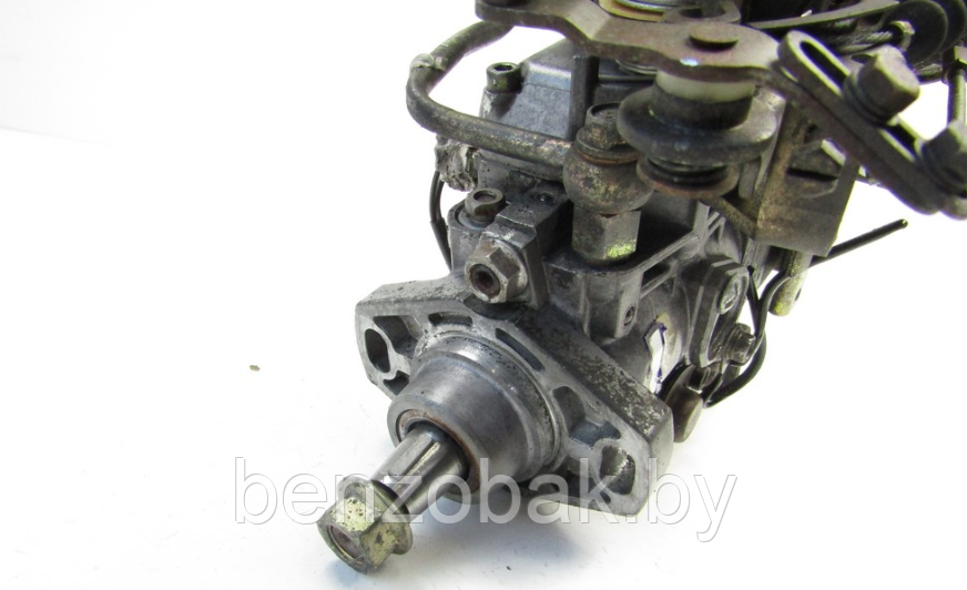ТОПЛИВНЫЙ НАСОС ВЫСОКОГО ДАВЛЕНИЯ 104640-8134 MITSUBISHI PAJERO II 2.5 TD