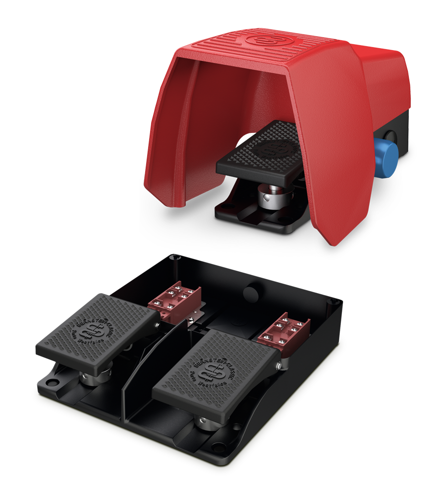 Foot switch with enable function